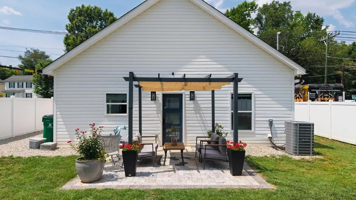 Modern Ranch Fenced Backyard - 6 Mins To South End Villa Charlotte
